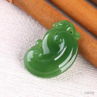 和田玉的细度很重要,看看这些颜色不一样的料子