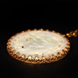 珍品旧藏��和田玉包金挂坠项链,做工精细,纯手工制作,重量:45克,长度: